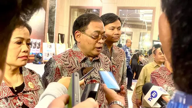 Ketua KIP RI Donny Yoegiantoro