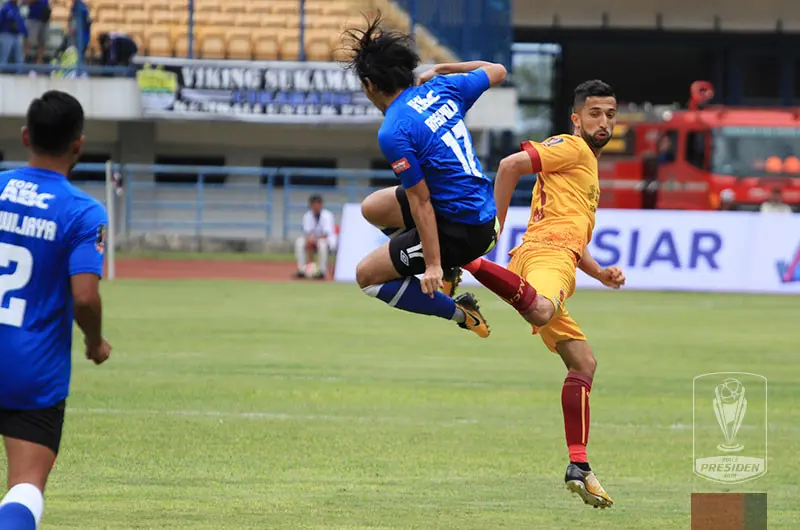 Sriwijaya FC saat berhadapan dengan PSM Makassar di laga kedua Grup A Piala Presiden. (Liga Indonesia ID)