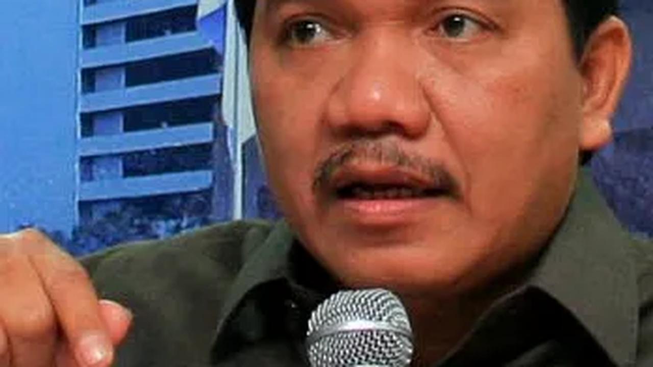 Penuhi Panggilan Kejagung Terkait Korupsi BTS Kominfo, Anggota BPK Achsanul Qosasi Datang Lebih Awal