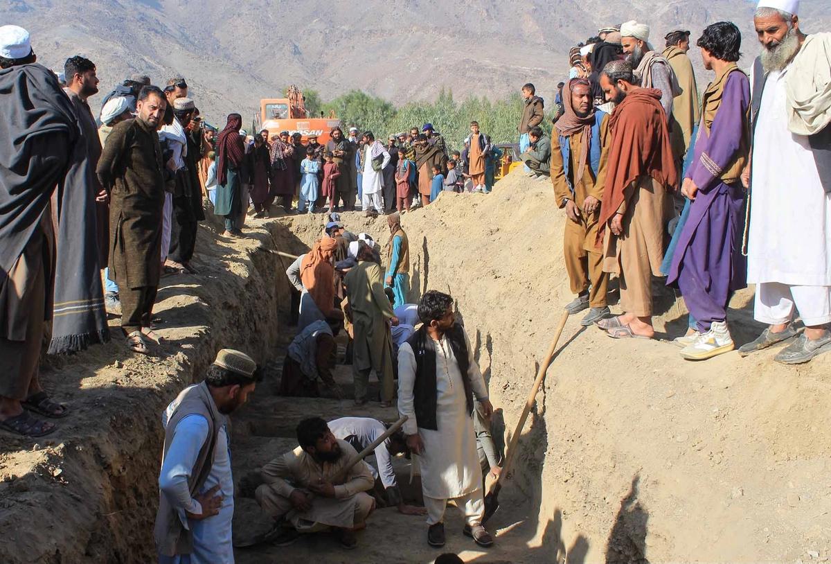FOTO: Sedikitnya 17 Tewas dalam Serangan Lintas Batas Pakistan di Afghanistan