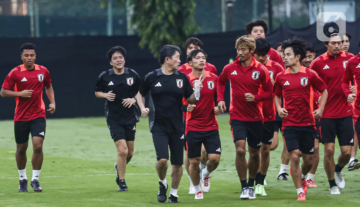 Skuad Samurai Biru kembali menggelar sesi latihan. (Liputan6.com/Angga Yuniar)