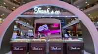 Pameran perhiasan Dazzling Jewelry Festival berlangsung di The Forum, Mall Kelapa Gading 3 Jakarta, pada 7-18 Desember 2022.