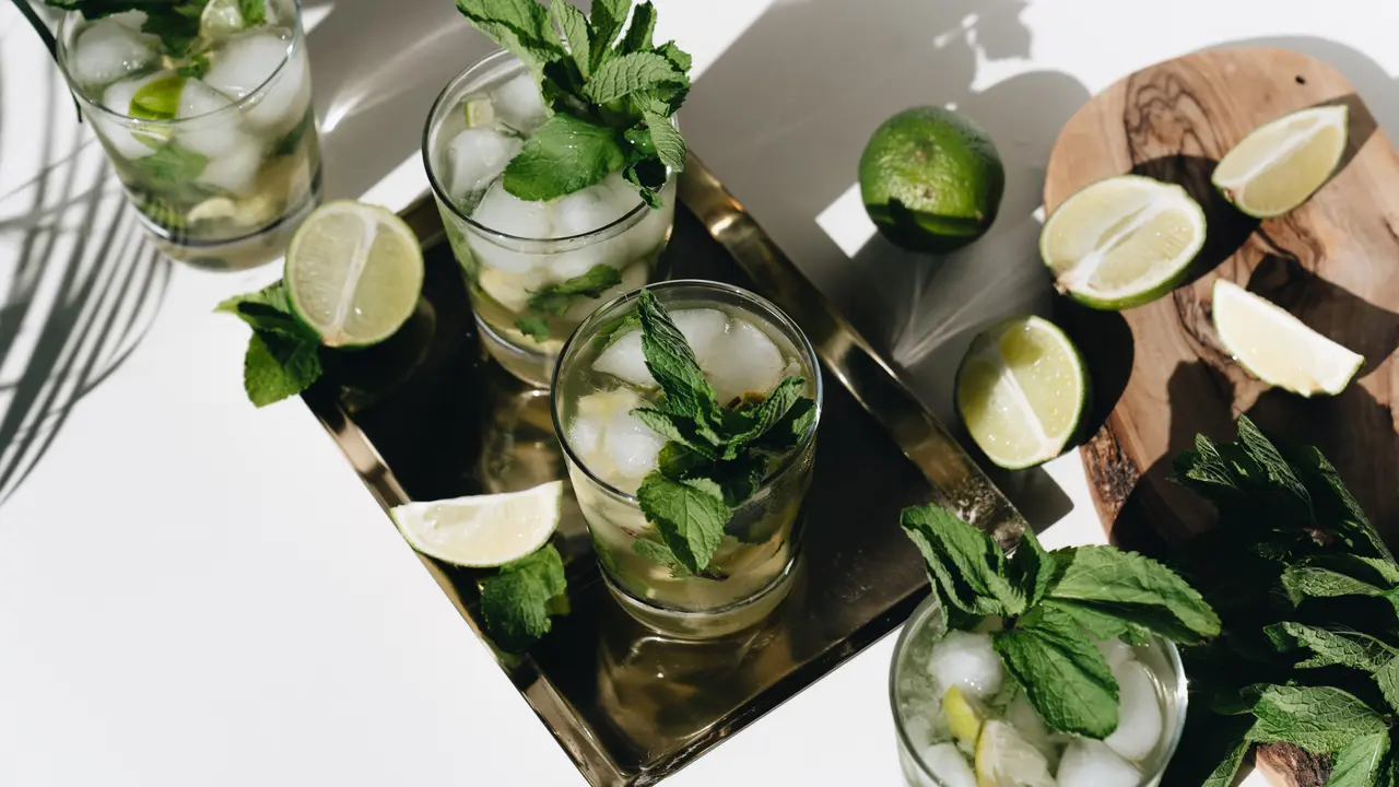 Ilustrasi Es Mojito (Sumber: alleksana/Pexels)
