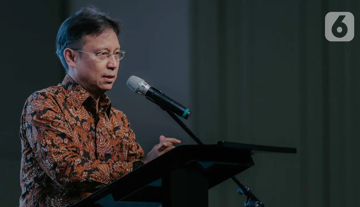 Wakil Menteri BUMN Budi Gunadi Sadikin memberi sambutan di Jakarta Energy Forum 2020, Jakarta (2/3/2020). Acara ini bertema ‘The Future of Energy’ yang re-inisiasi mengembangkan kolaborasi berkelanjutan dengan Pemerintah, Korporasi, Institusi Keuangan dan Pendidikan. (Liputan6.com/Faizal Fanani)