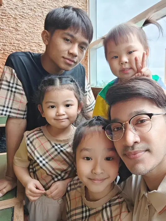 Ruben Onsu [Instagram/ruben_onsu]