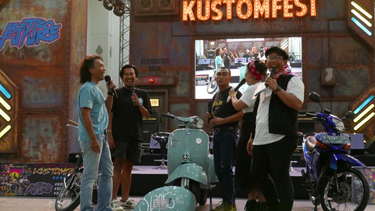 “Pegadaian bersama Elders Elettrico memberi kemudahan pada masyarakat yang ingin memiliki motor listrik tanpa harus beli motor baru. Untuk pembiayaan multiguna, masyarakat dapat pakai emas/STNK/BPKB sebagai jaminan, langsung mendapat paket kit konversi 