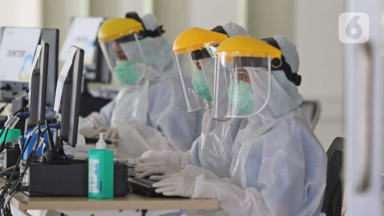 FOTO: Antisipasi Penyebaran COVID-19, RSUI Gelar Swab Test Massal