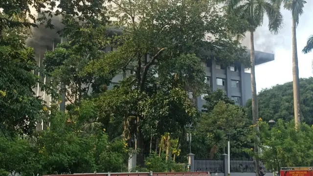 Kebakaran terjadi di gedung (Bakamla) RI di Jalan Proklamasi, Menteng, Jakarta Pusat.