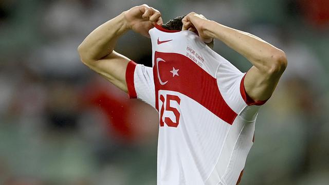 Foto Piala Eropa: Menang 3-1 atas Turki, Swiss Masih Berpeluang Lolos ke 16 Besar Euro 2020, Turki Tersingkir!