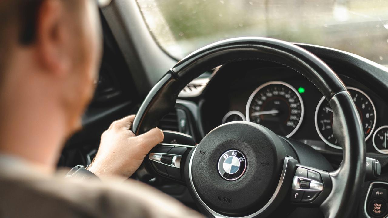 7 Arti Mimpi Nyetir Mobil, Punya Makna Mendalam - Bisa Jadi Petunjuk Hidup