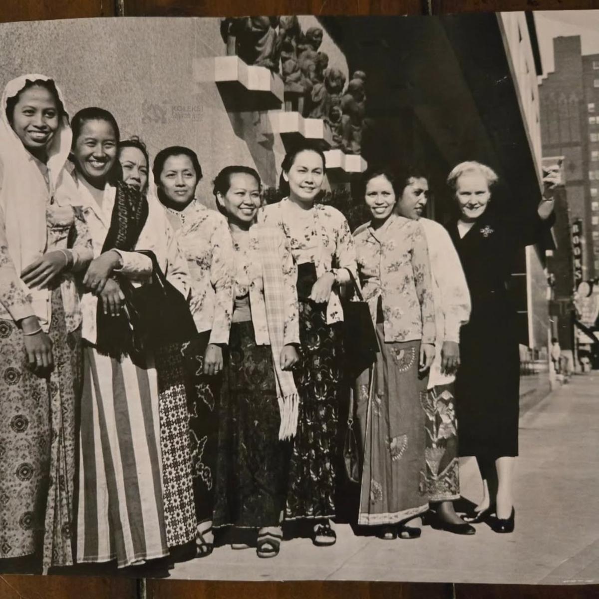 Potret Srikandi Indonesia Tahun 1957 Saat Berkunjung ke Amerika Serikat