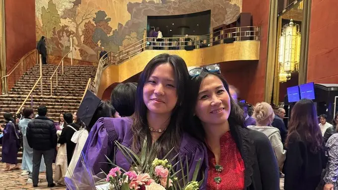 Nathania Berniece Zhong  Putri Veronica Tan dan Ahok