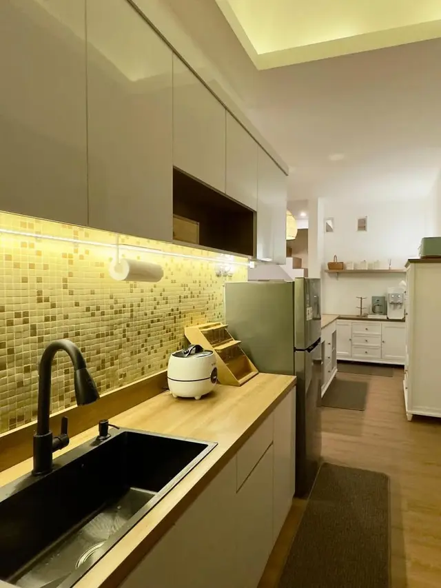 Potret Dapur di Rumah Baru Cyntia Lamusu yang Desainnya Kecil Tapi Cocok untuk Keluarga Modern