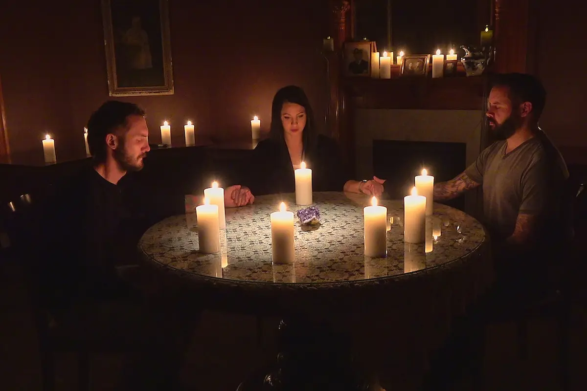 28 Days Haunted