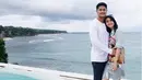 Sama-sama sibuk dengan kegiatan syuting, pasangan ini secara dadakan berbulan madu ke Bali. Honemoon yang rencananya hanya dua hari, bertambah lantaran libur syutingnya bertambah tiga hari. (Instagram/ryana_dea)