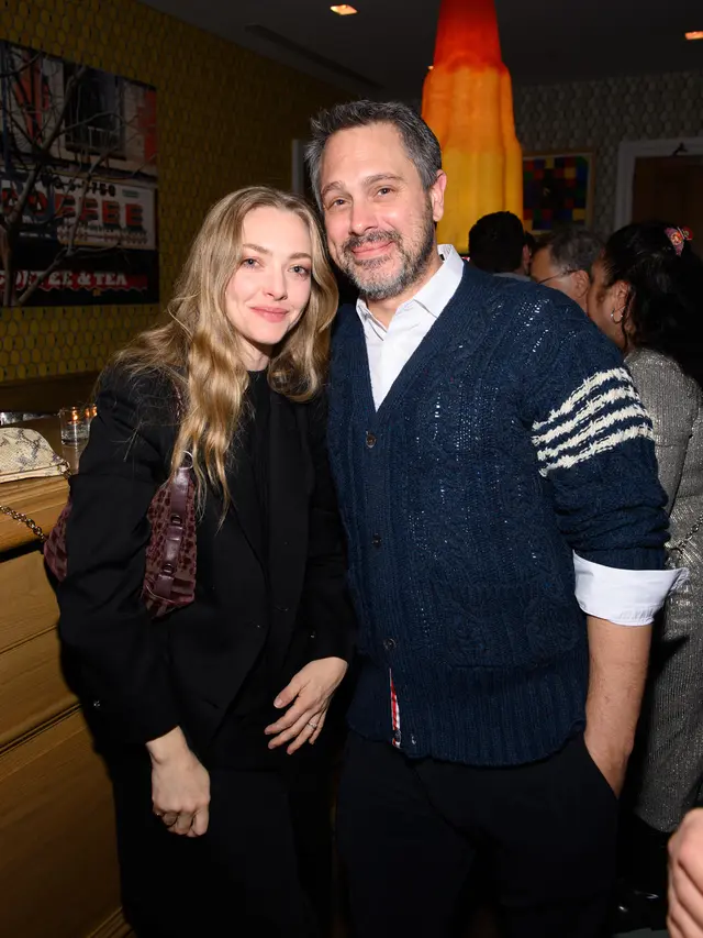 Amanda Seyfried dan Thomas Sadoski. (Dave Kotinsky / GETTY IMAGES NORTH AMERICA / Getty Images via AFP)