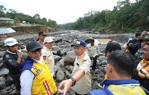 Siapkan Jalur Alternatif, Kasatgas Tito Tinjau Kondisi Jalan Werlah di Bener Meriah