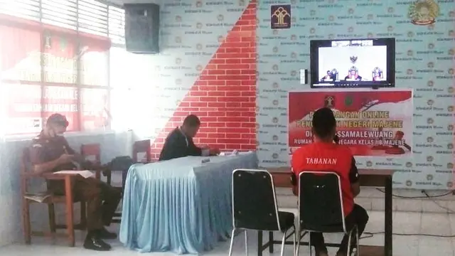 Persidangan online