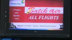 Penumpang Batik Air harus membeli tiket baru akibat telat checkin. Padahal penumpang mengaku penumpukan penumpang diakibatkan adanya kesalahan pada printer petugas