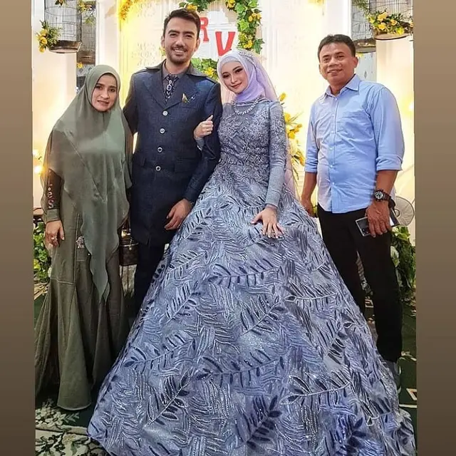 6 Momen Acara Ngunduh Mantu Reza D'Academy dan Valda, Penuh Kebahagiaan