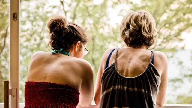 [Bintang] Happy Mothers Day: 6 Alasan Kamu Harus Merayakan Hari Ibu 2017