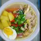 Soto Ayam Isi Kentang dan Tomat.&nbsp; foto: Instagram @rosita_lim
&nbsp;