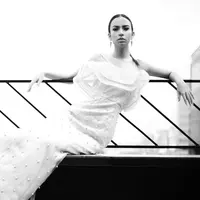 Karina Nadila. (IG @karinadila8921, Outfits by @yosafat_k, Photogrpher by @nicknock_28, Make-up  @sapdo89, Fashion Stylist @iwanlatiff, Lokasi ARTOTEL Jakarta  IG @ilove_artotel, Bintang.com)