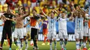 Ekspresi kegembiraan pemain Argentina usai mengalahkan Belgia 1-0 dan memastikan tempat di semifinal Piala Dunia 2014 di Stadion Nasional Brasilia, (5/7/2014). (REUTERS/Dominic Ebenbichler)