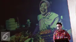 Head Daya, Andrie Darusman memberi sambutan jelang prosesi wisuda 300 nasabah usaha mikro dan purna bakti di Bogor, Jawa Barat (16/12/2015). BTPN mewisuda 300 nasabah program pemberdayaan usaha mikro dan purna bakti. (Liputan6.com/Helmi Fithriansyah)