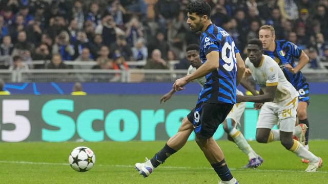 Foto: Sumbang 2 Assist dan Cetak Gol Perdana untuk Inter Milan, Mehdi Taremi Luar Biasa