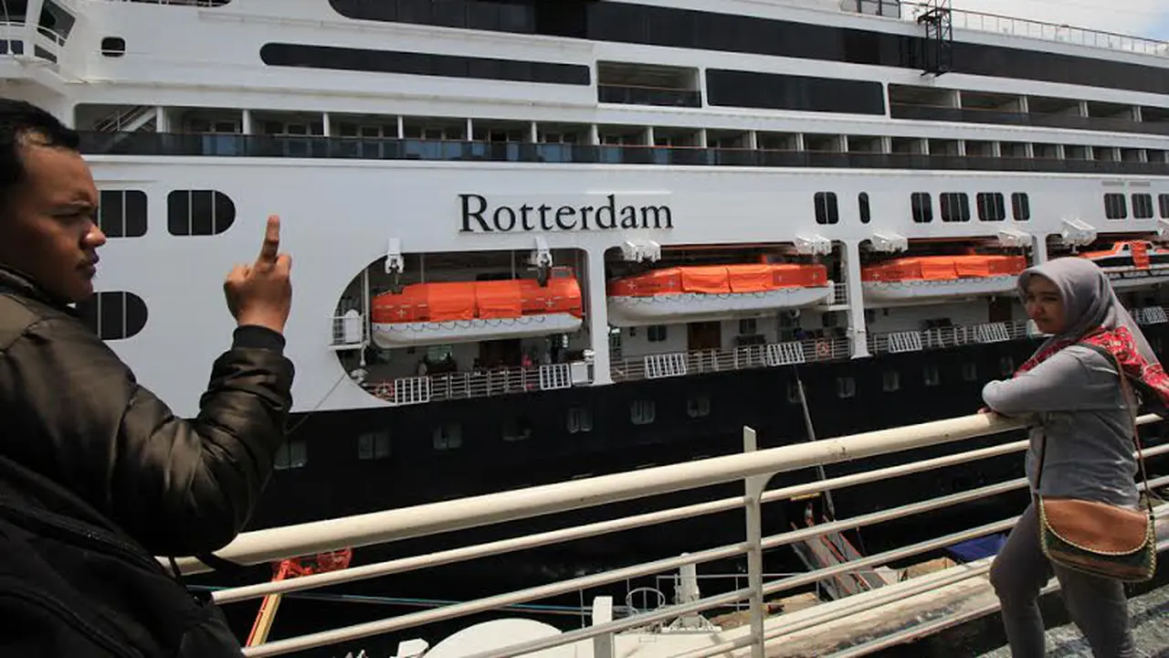 20160229-Kapal pesiar MS Rotterdam