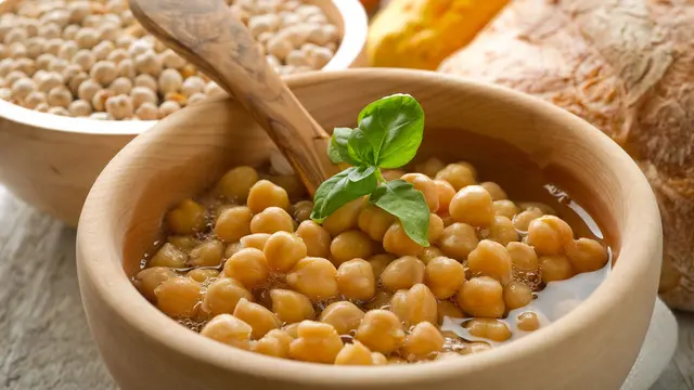 Ilustrasi kacang arab chickpeas