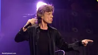 Mick Jagger Jaga Stamina dengan Menari Balet
