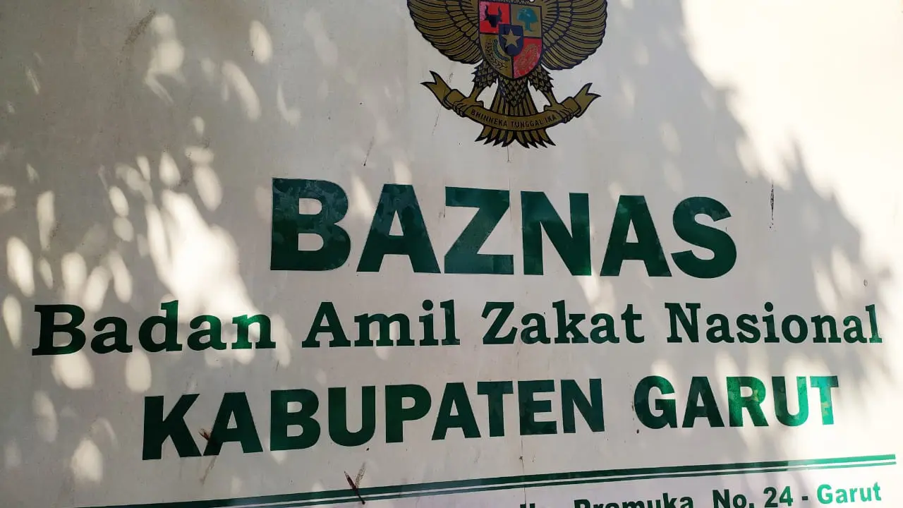 Kantor Baznas Garut, Jawa Barat berada di Komplek Islamic Center Garut, jalan Pramuka, Kec. Garut Kota. (Liputan6.com/Jayadi Supriadin)