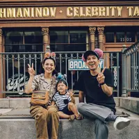 Andien Aisyah bersama keluarga kecilnnya. (Foto: instagram.com/andienaisyah)