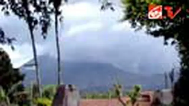 Gunung Lokon Masih Fluktuaktif