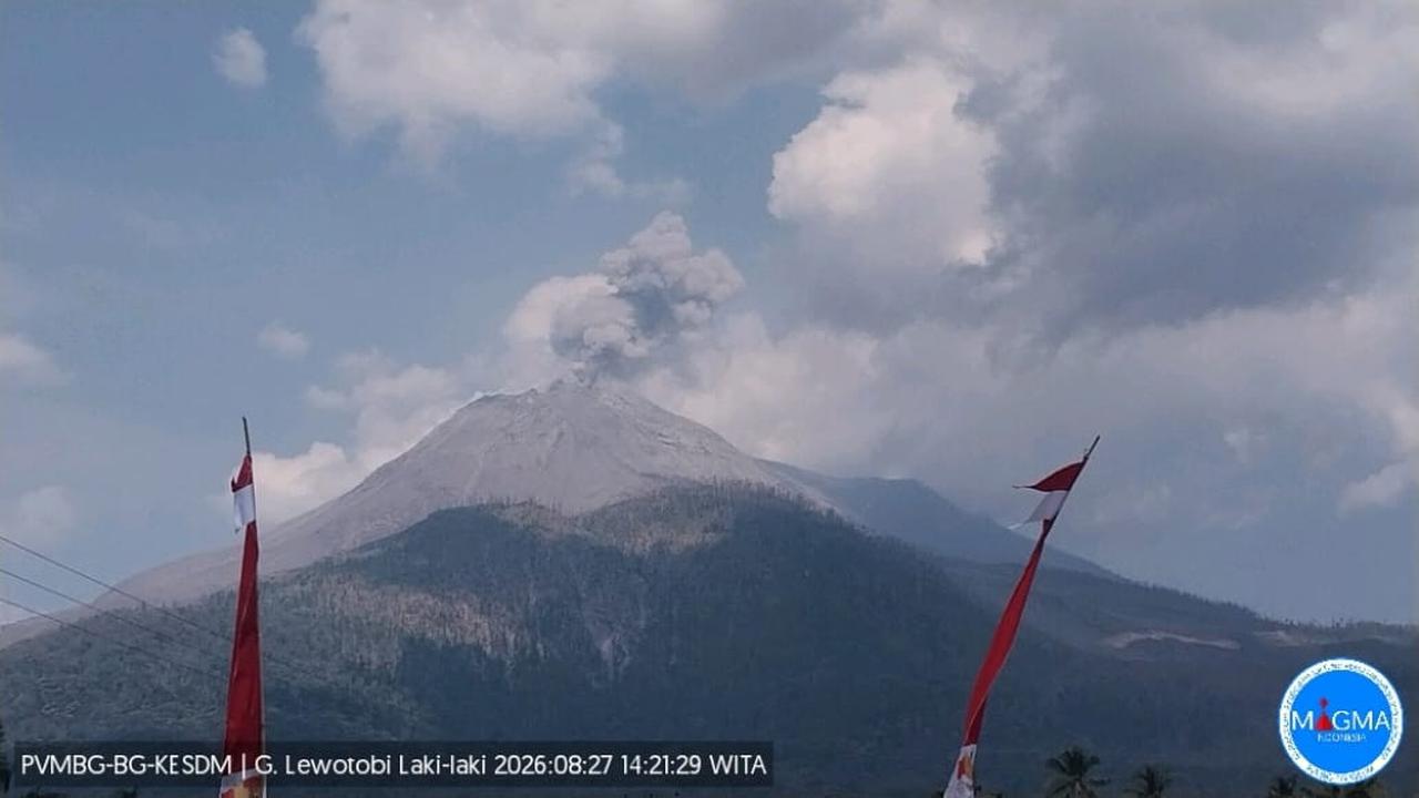 Dentuman Mengiringi Erupsi Lewotobi Laki-Laki, Ini Data Kolom Abu dan Imbauan PVMBG