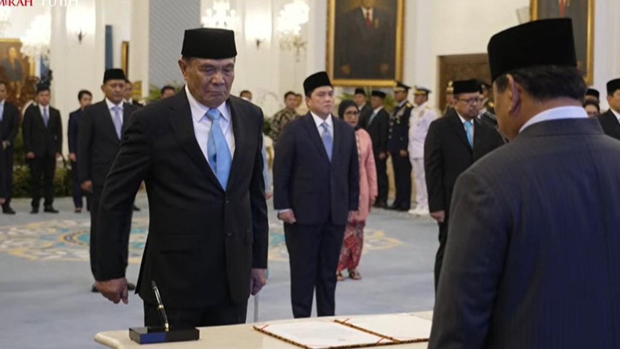 Prabowo Lantik Djamari Chaniago Jadi Menko Polkam Gantikan Budi Gunawan