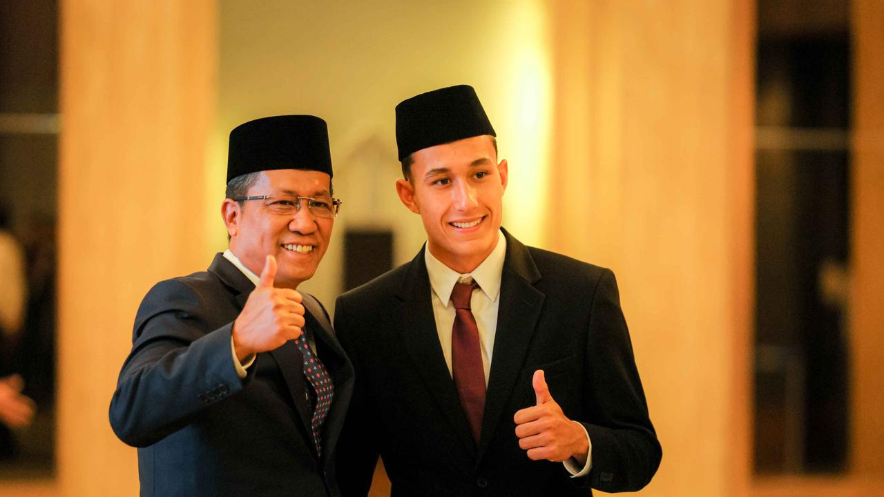 FOTO: Tambahan Amunisi Baru, Bintang Muda Belanda Miliano Jonathans Resmi Jadi WNI