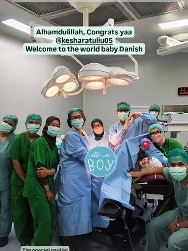 Kesha Ratuliu Melahirkan