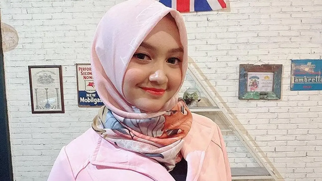 6 Pesona Jihan Audy saat Pakai Hijab Ini Curi Perhatian