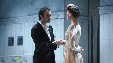 Christian Lacroix for Romeo et Juliette Play