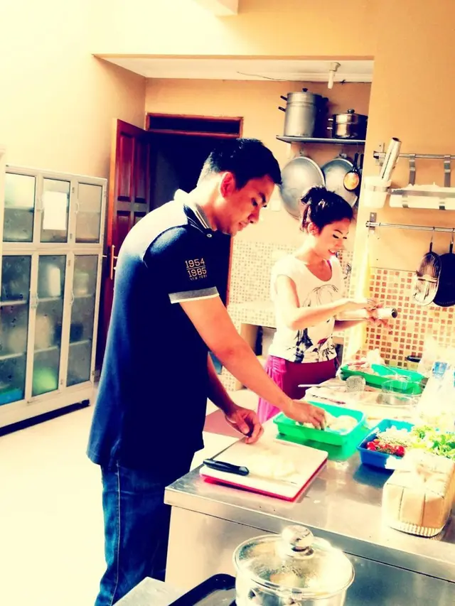 Potret Masa Pacaran Ayu Dewi dan Regi Datau, Penuh Nostalgia. (Sumber: Instagram/mrsayudewi)