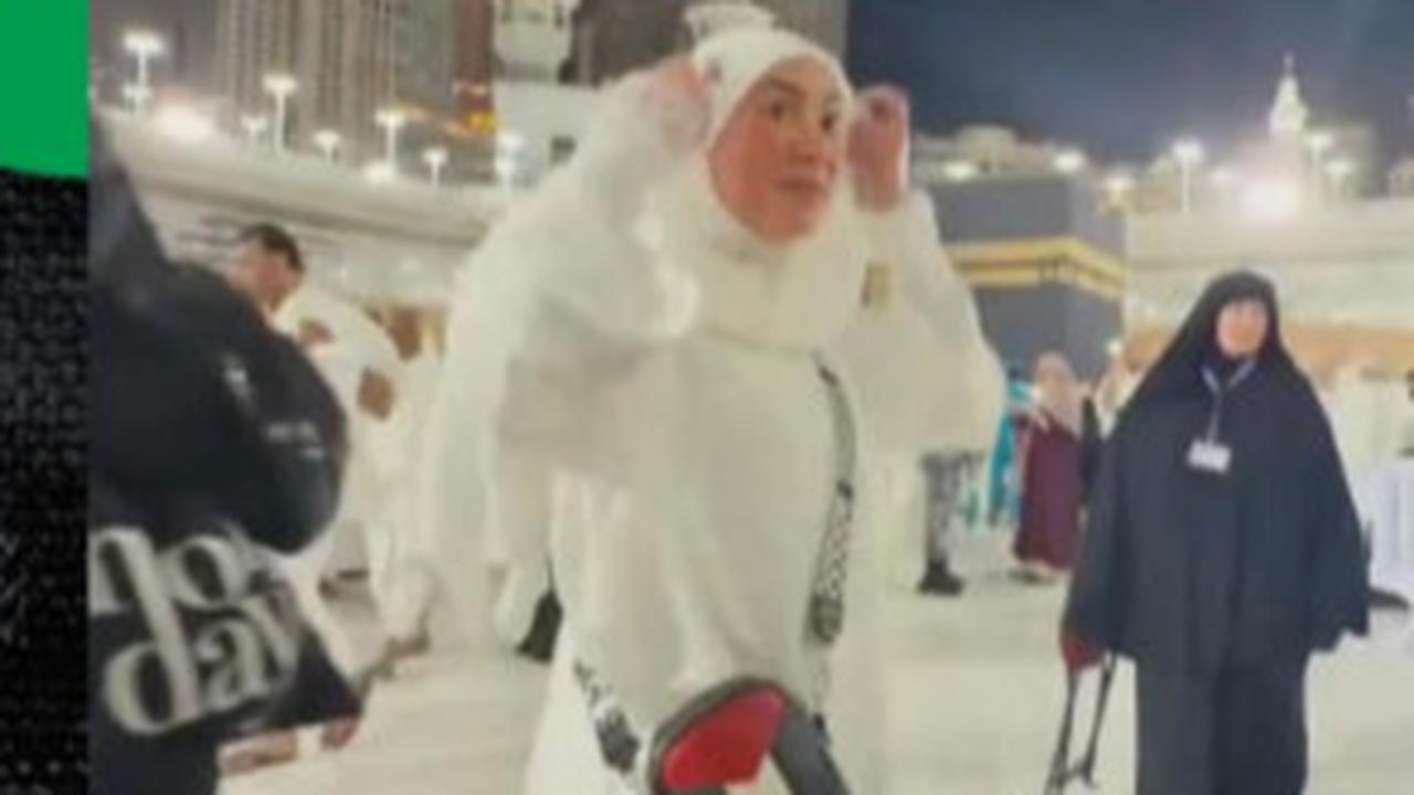 Wanita Palestina di Mekkah