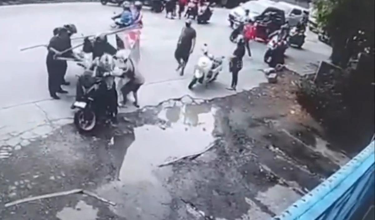 Rouf mengaku belum mengetahui adanya kejadian tersebut.<br>
