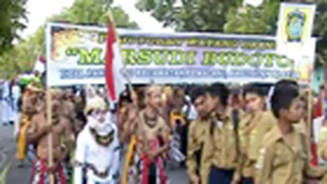 Karnaval Klaten Menyambut Hut RI Ke-66