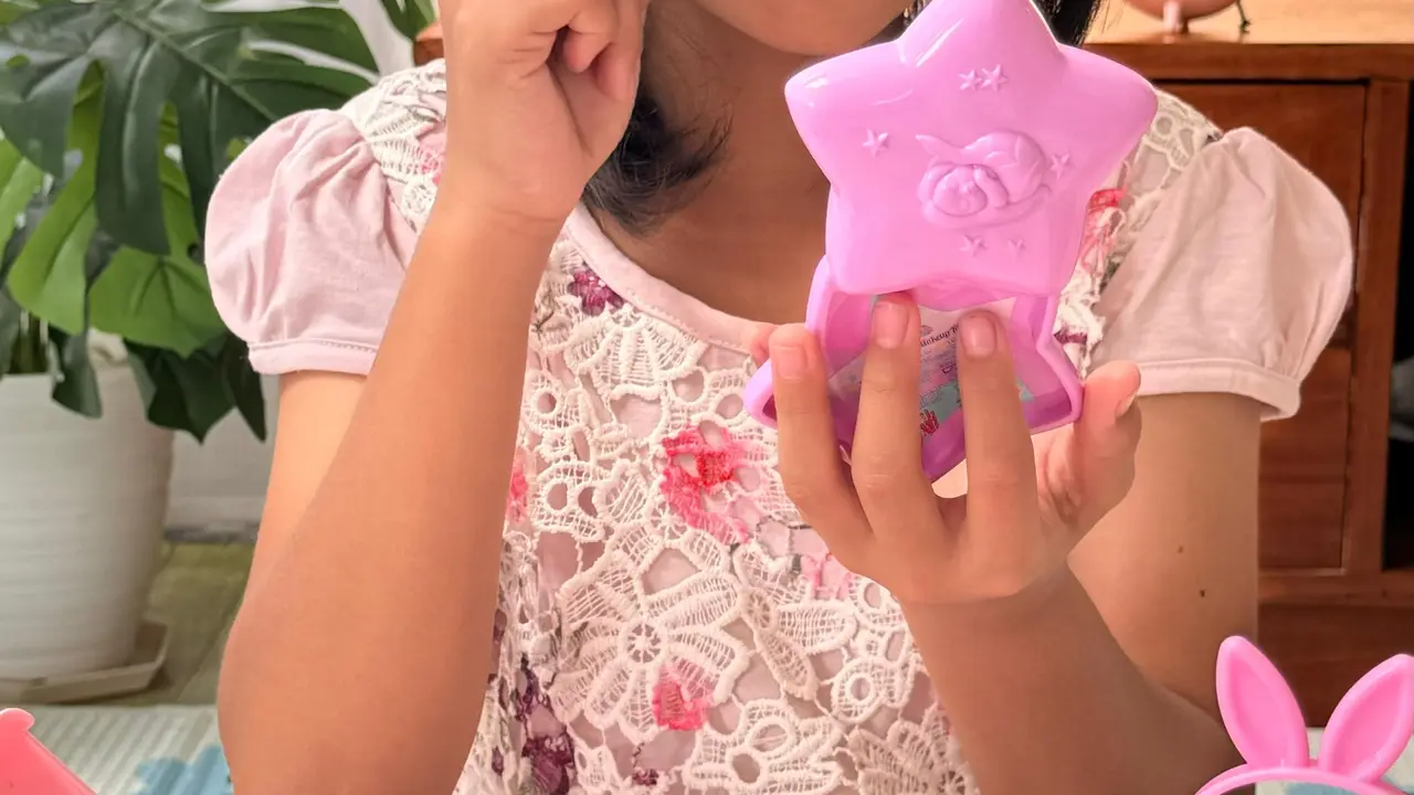 4 Aktivitas Seru Asah Kreativitas dan Stimulasi Motorik Anak Perempuan
