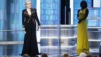 Meryl Streep saat membacakan pidato kemenangan di Golden Globe Awards 2017 (foto: Billboard)