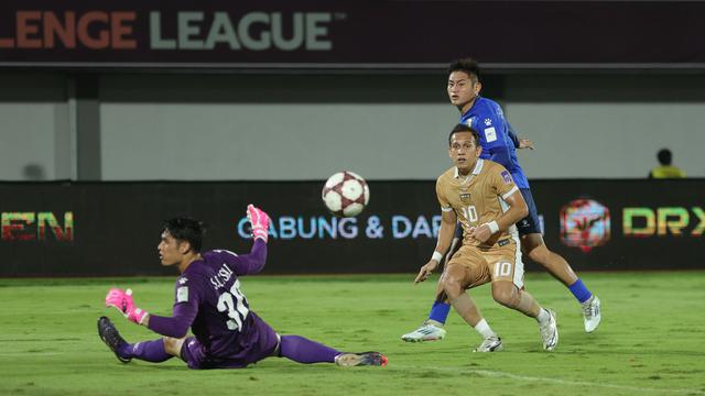 Egy Maulana Vikri - Tainan City Vs Dewa United