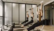 Ilustrasi Pilates dengan menggunakan reformer. (foto: pexels)